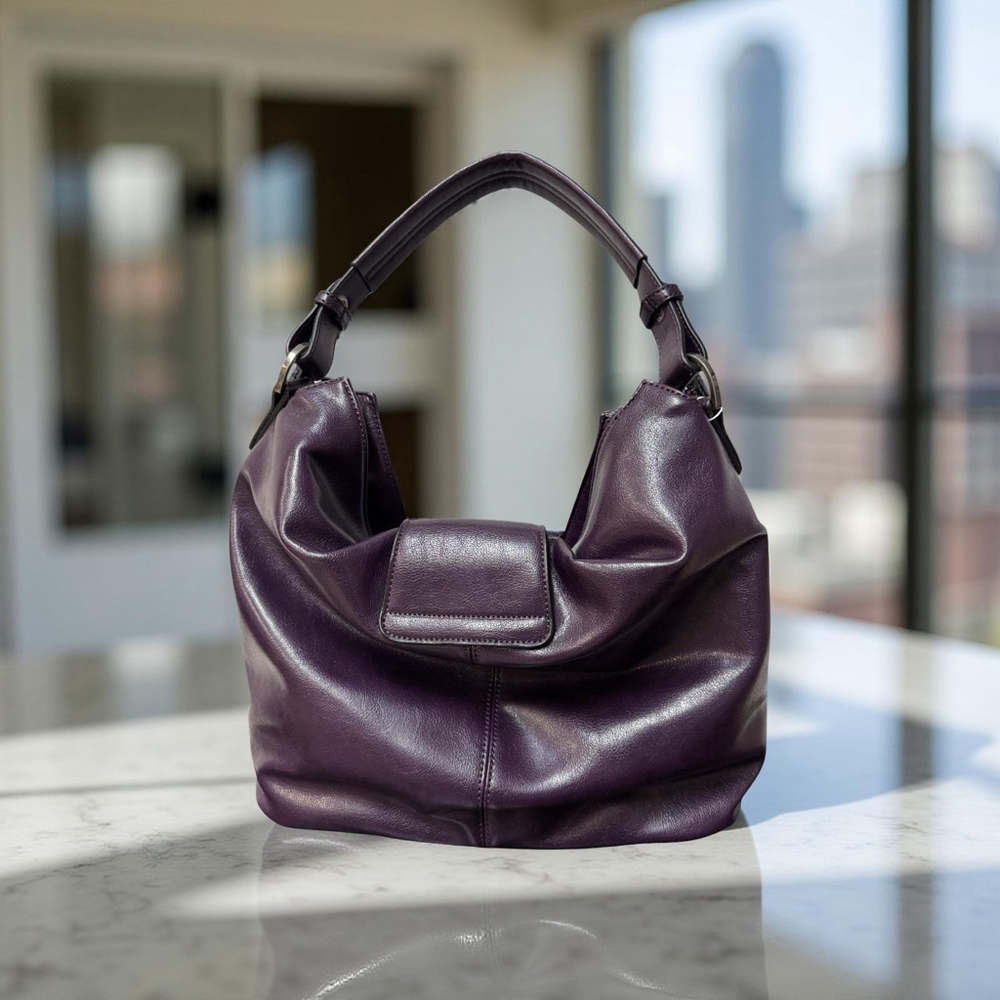 Simply Noelle purple hand bag